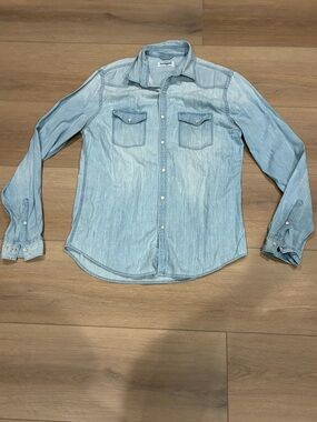 Express Chambray Button-Down Shirt | Women’s Medium | 100% Cotton